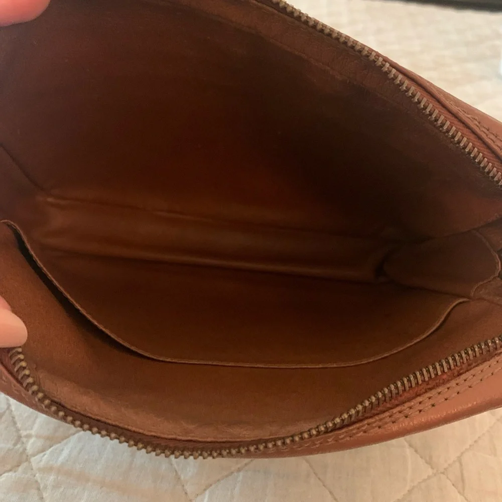 LV vintage clutch -zipper needs repair